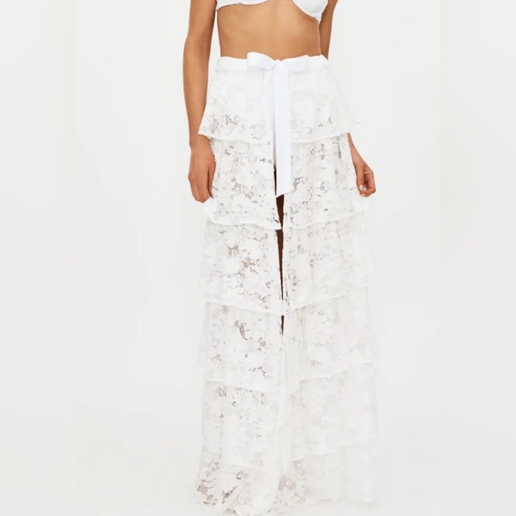 Beach Riot Stephanie Lace Cover Up Skirt - Picture 7 of 8